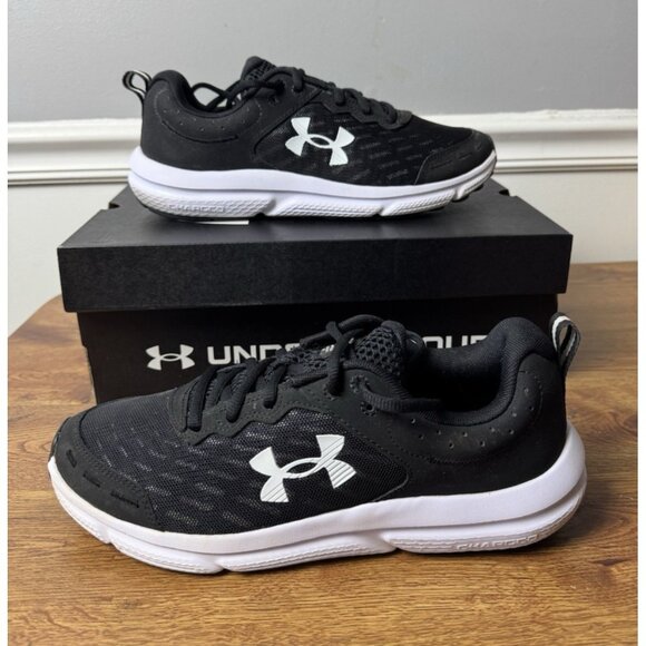 Under Armour Charged Assert 10 Men's Size 9.5 Medium Running & Walking Shoes - Picture 1 of 11